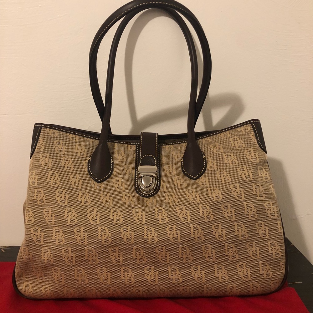 Dooney & Bourke Handbag